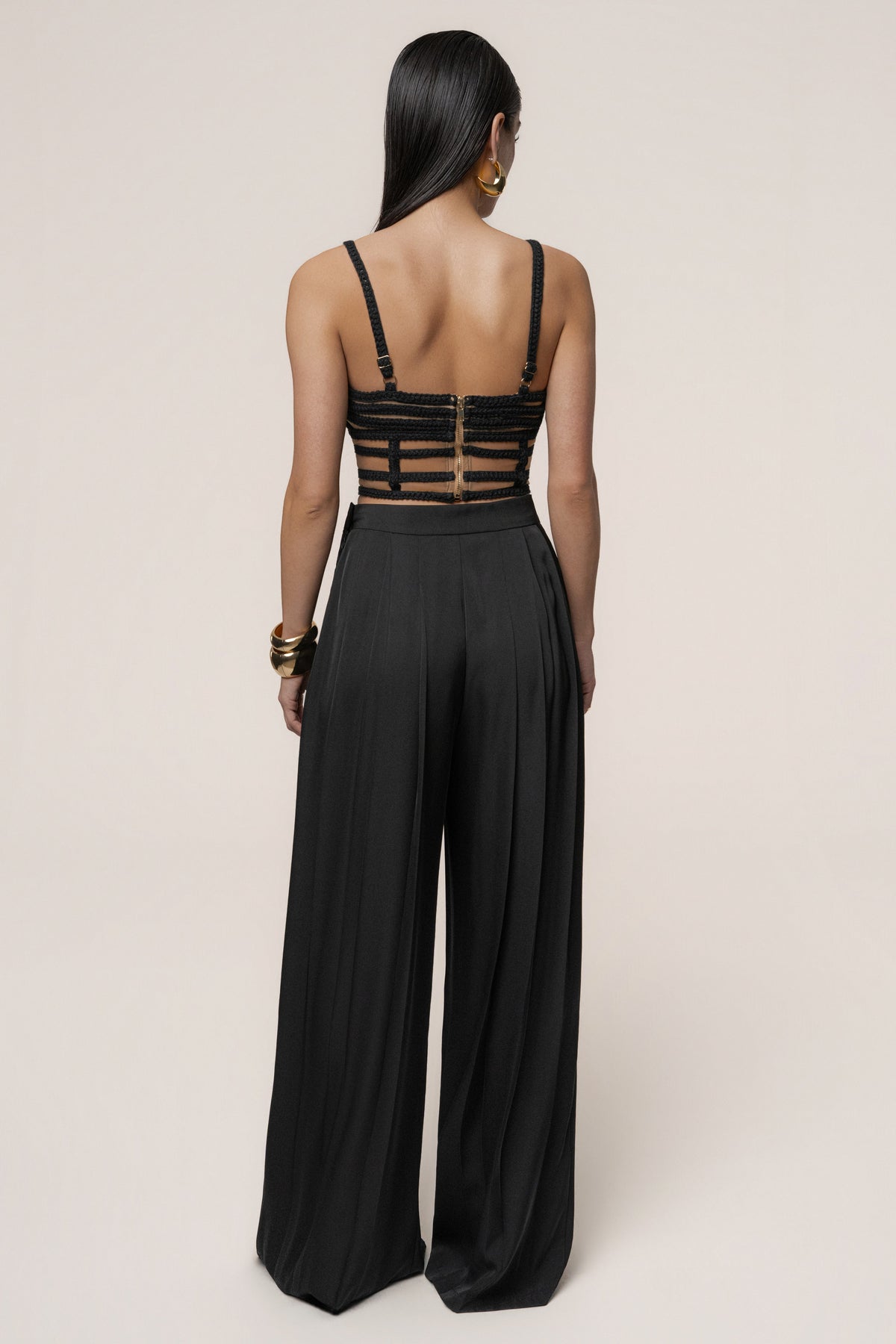 Black Serenity Bay Top