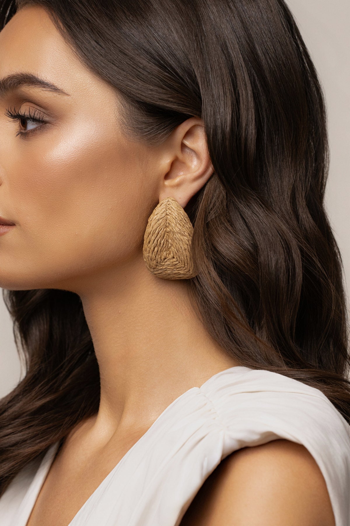 Beige Beach Club Raffia Earrings