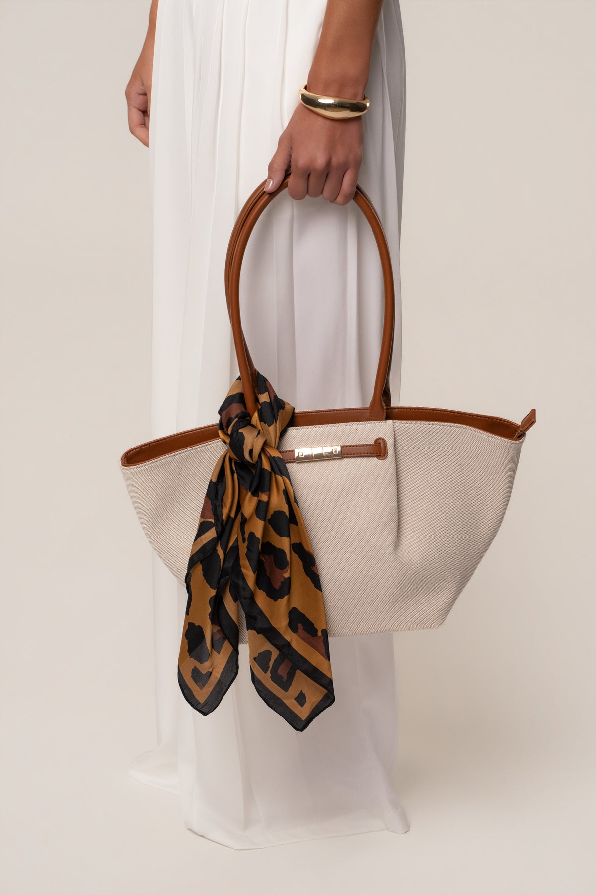Brown Bold Nature Scarf